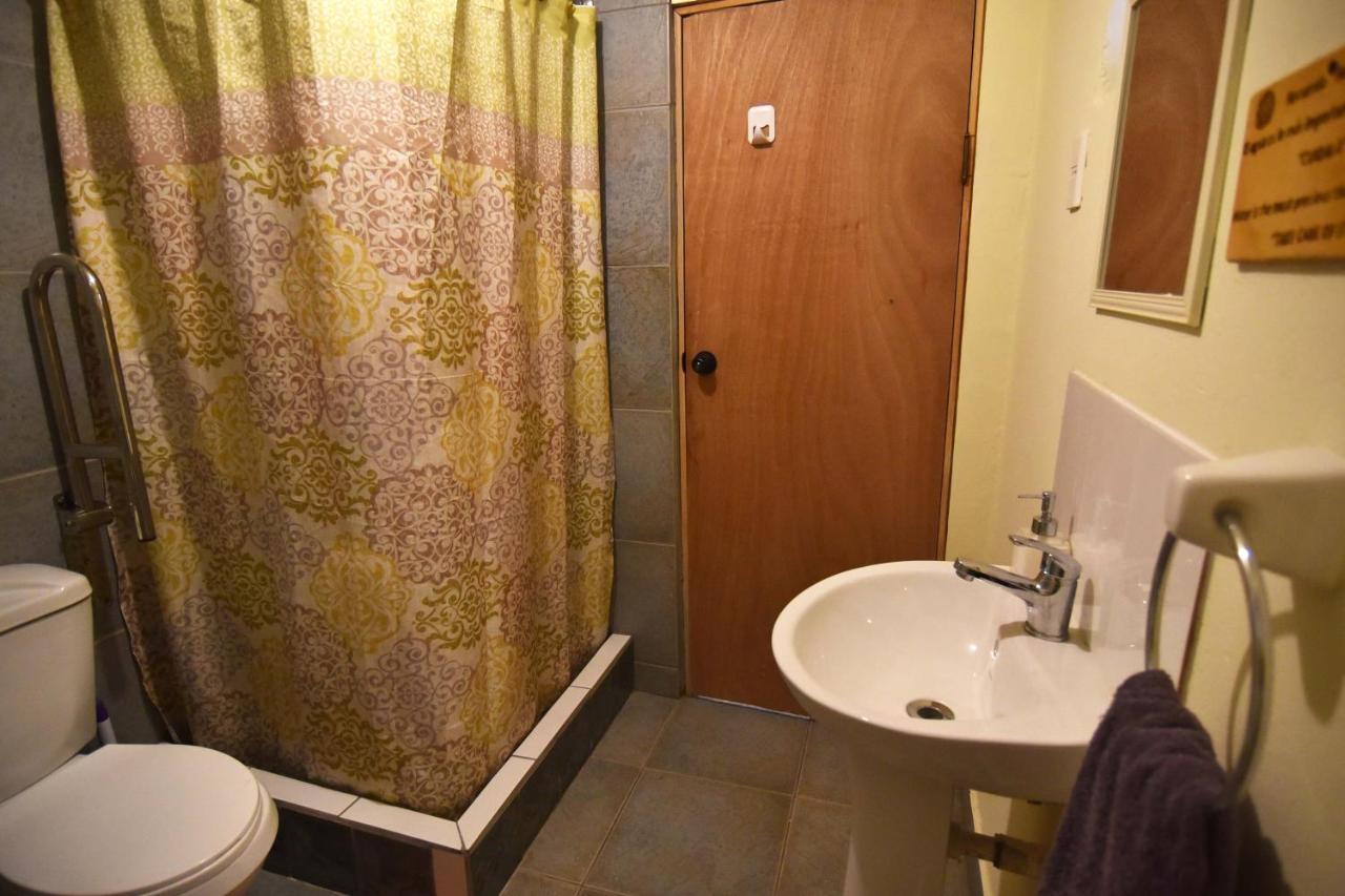 Hostal Ayni サン・ペドロ・デ・アタカマ エクステリア 写真